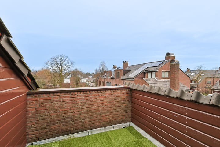 Foto 33 van Domela Nieuwenhuislaan 9