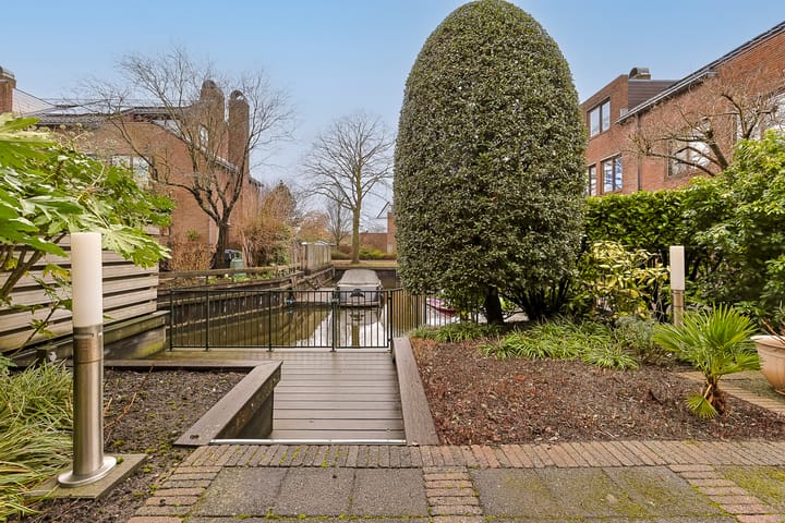 Foto 43 van Domela Nieuwenhuislaan 9