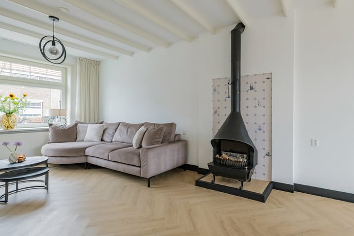 Photo 3 of Meeuwenlaan 14