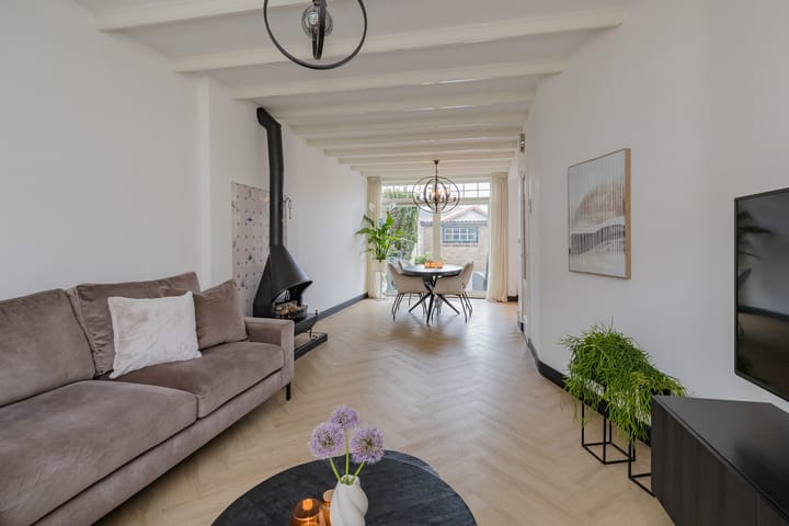 Photo 5 of Meeuwenlaan 14