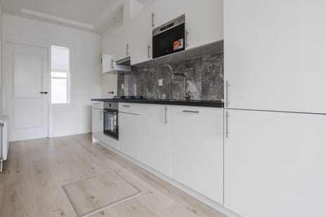 Burgemeester Waldeckstraat 1 tertiary image