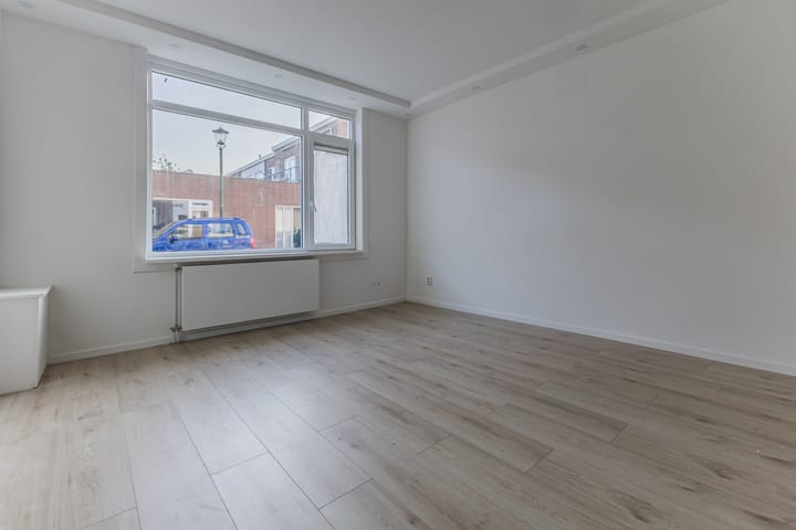 Foto 12 van Burgemeester Waldeckstraat 1