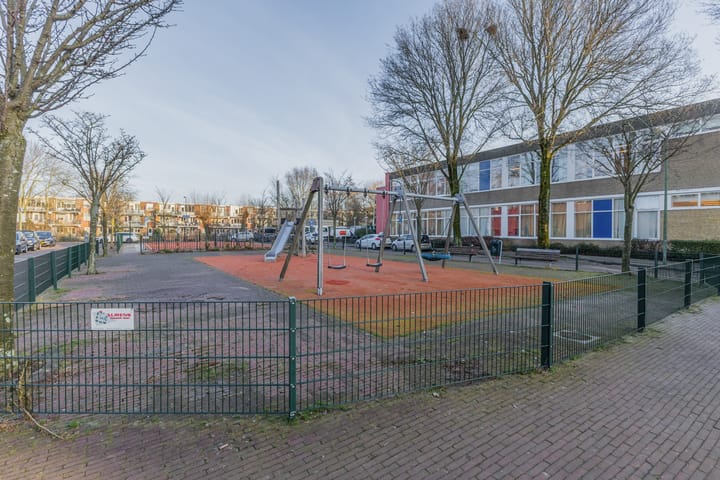 Foto 27 van Burgemeester Waldeckstraat 1