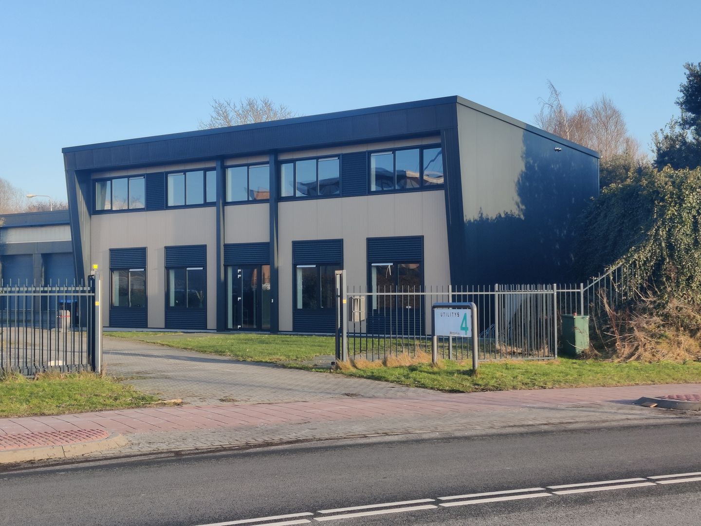 Bekijk foto 2 van Mercurius 4