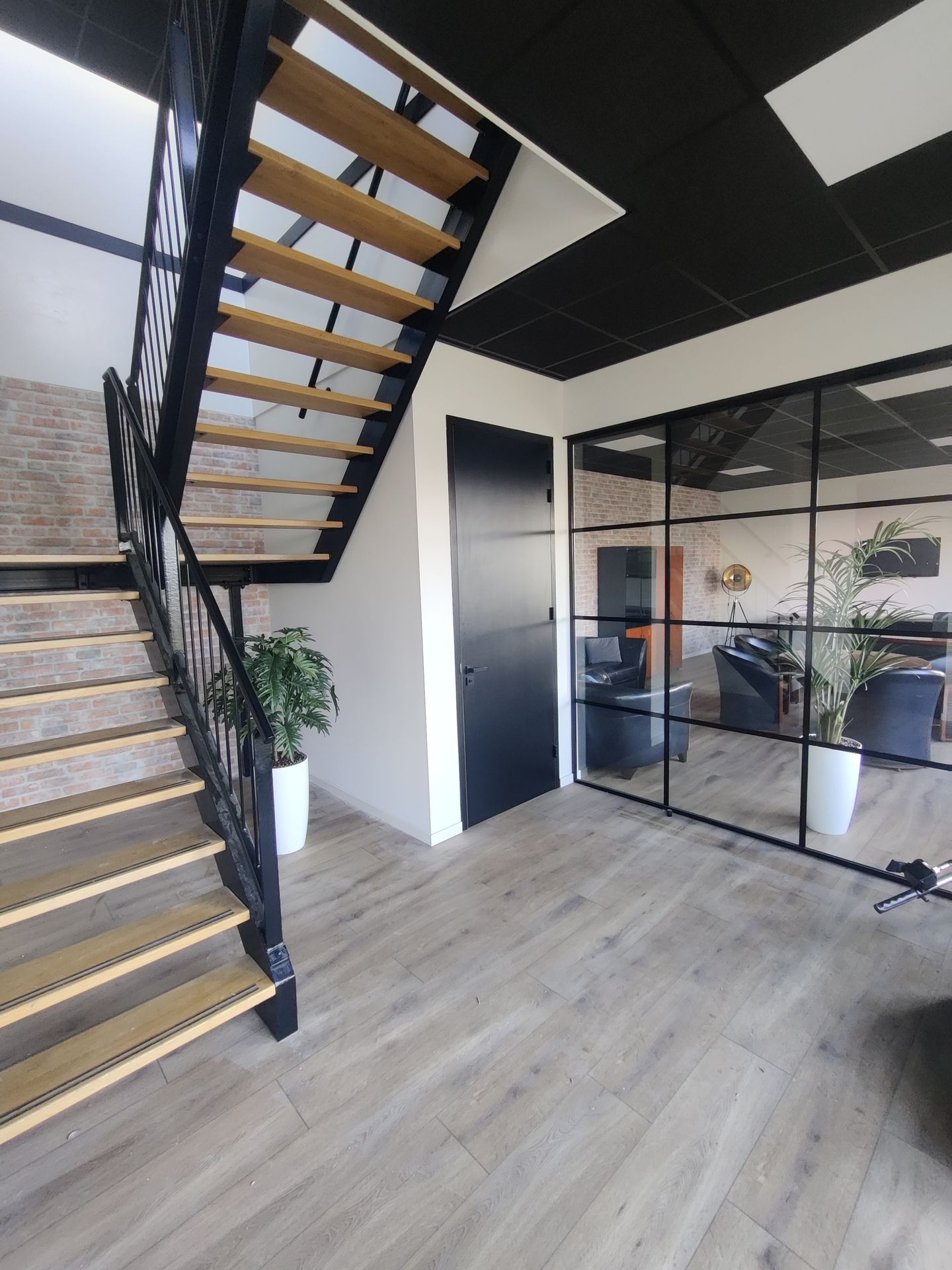 Bekijk foto 3 van Mercurius 4