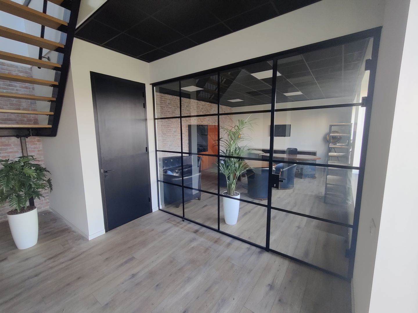 Bekijk foto 5 van Mercurius 4