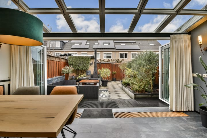 Foto 10 van Anemoonlaan 26