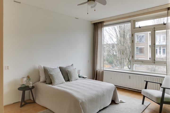 Foto 18 van Edisonstraat 22-2