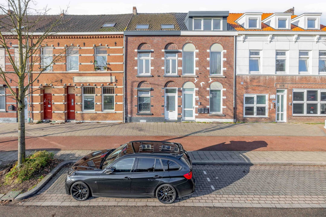 Photo 2 of Sloterbeekstraat 25