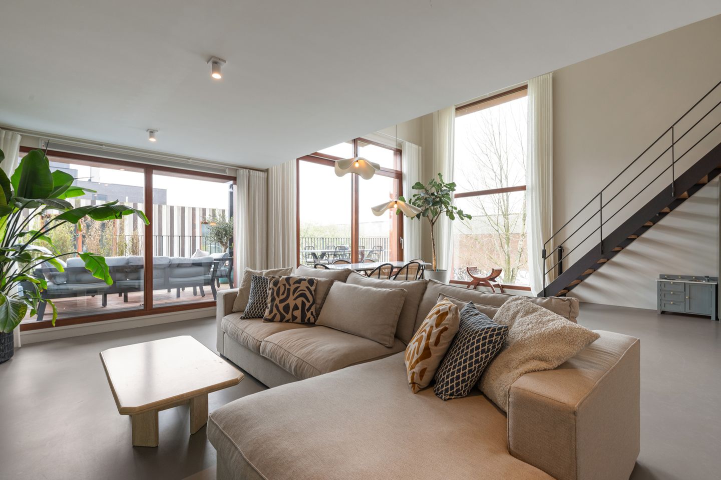 Foto 10 van Klaprozenweg 51-H2