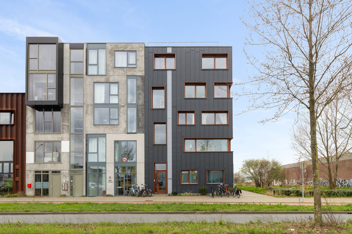 Foto 35 van Klaprozenweg 51-H2