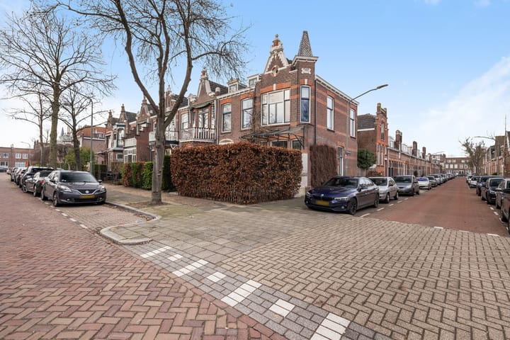 Emmastraat 13