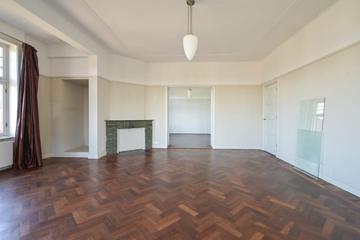 Foto 10 van Alexander Gogelweg 75-A