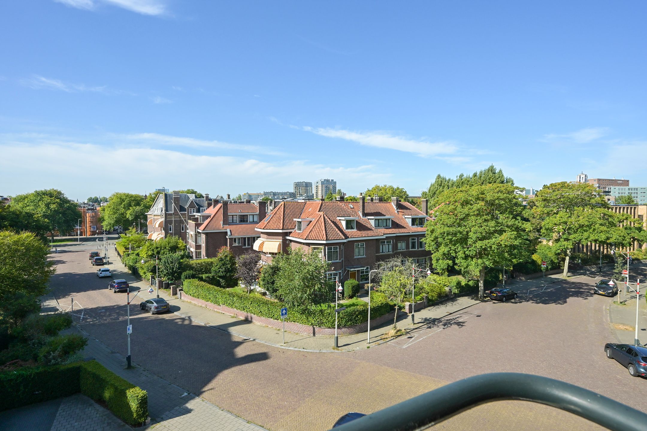 Foto 15 van Alexander Gogelweg 75-A