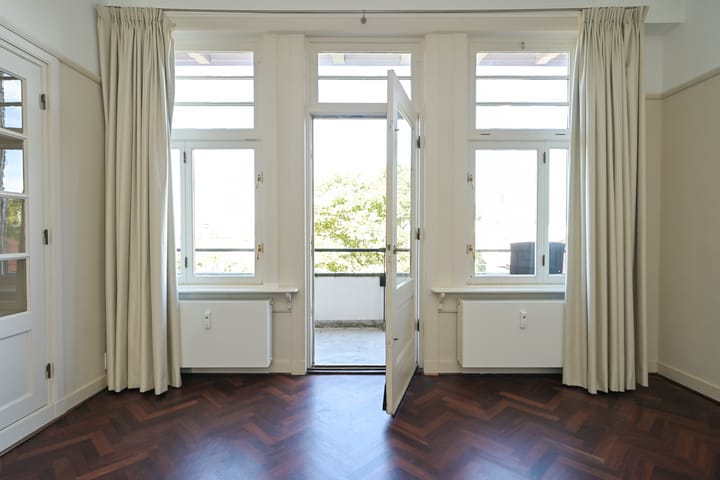 Foto 17 van Alexander Gogelweg 75-A