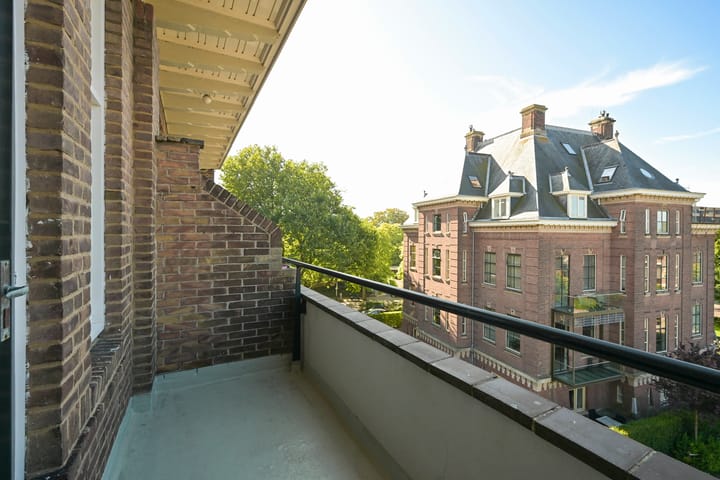 Foto 31 van Alexander Gogelweg 75-A