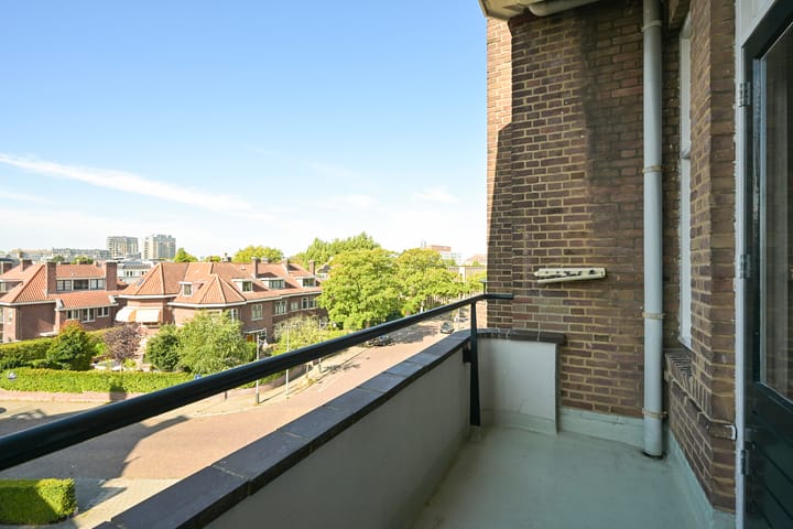 Foto 32 van Alexander Gogelweg 75-A