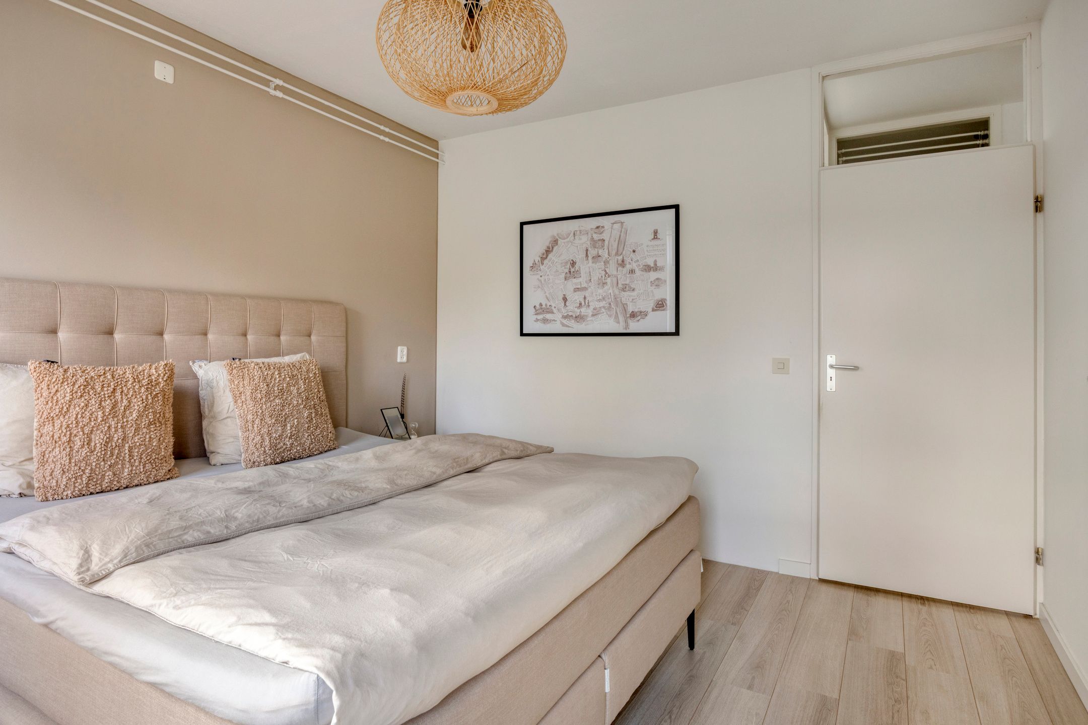 Foto 27 van Roserije 245-C