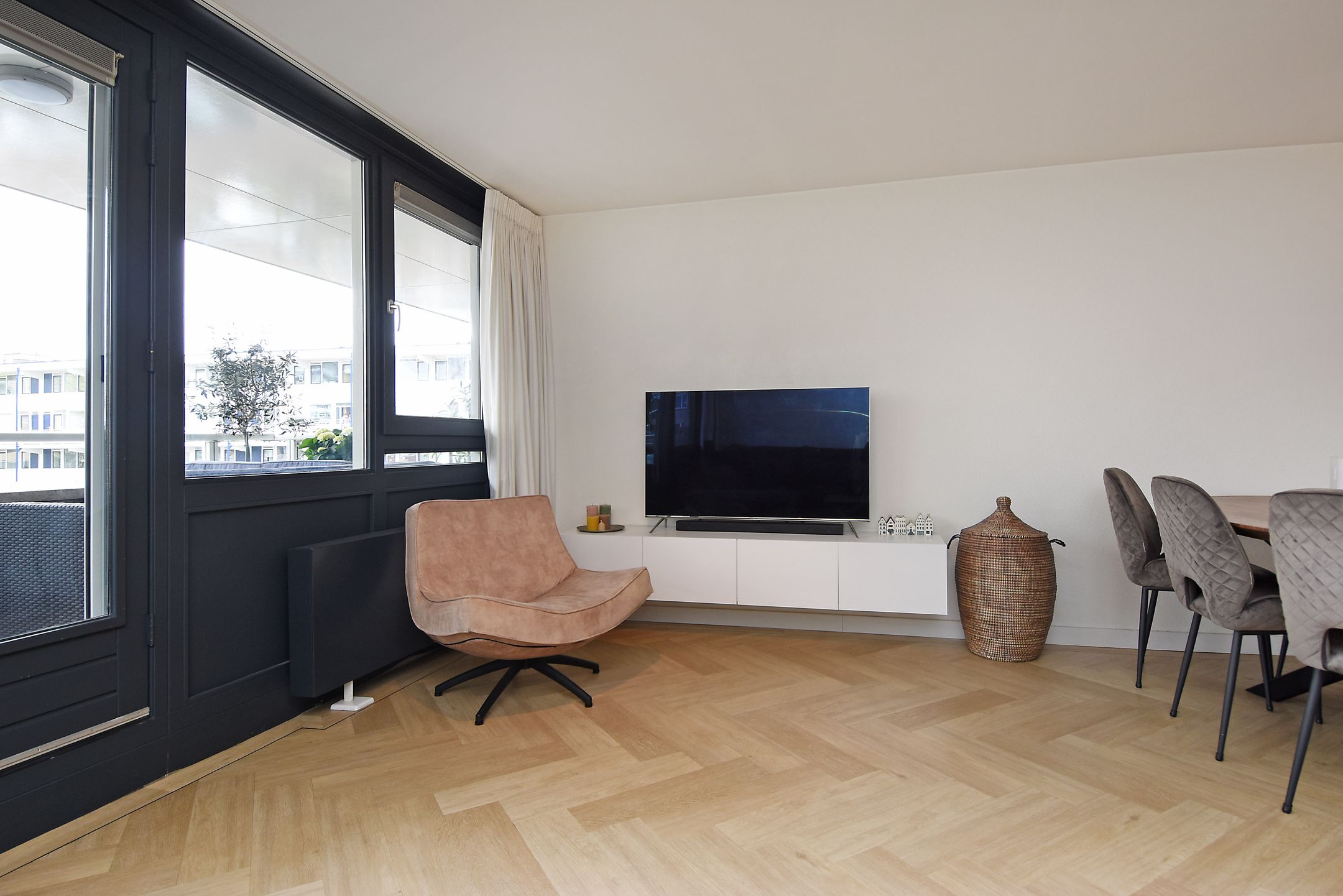 Foto 12 van Jhr. Carel Sternplein 27