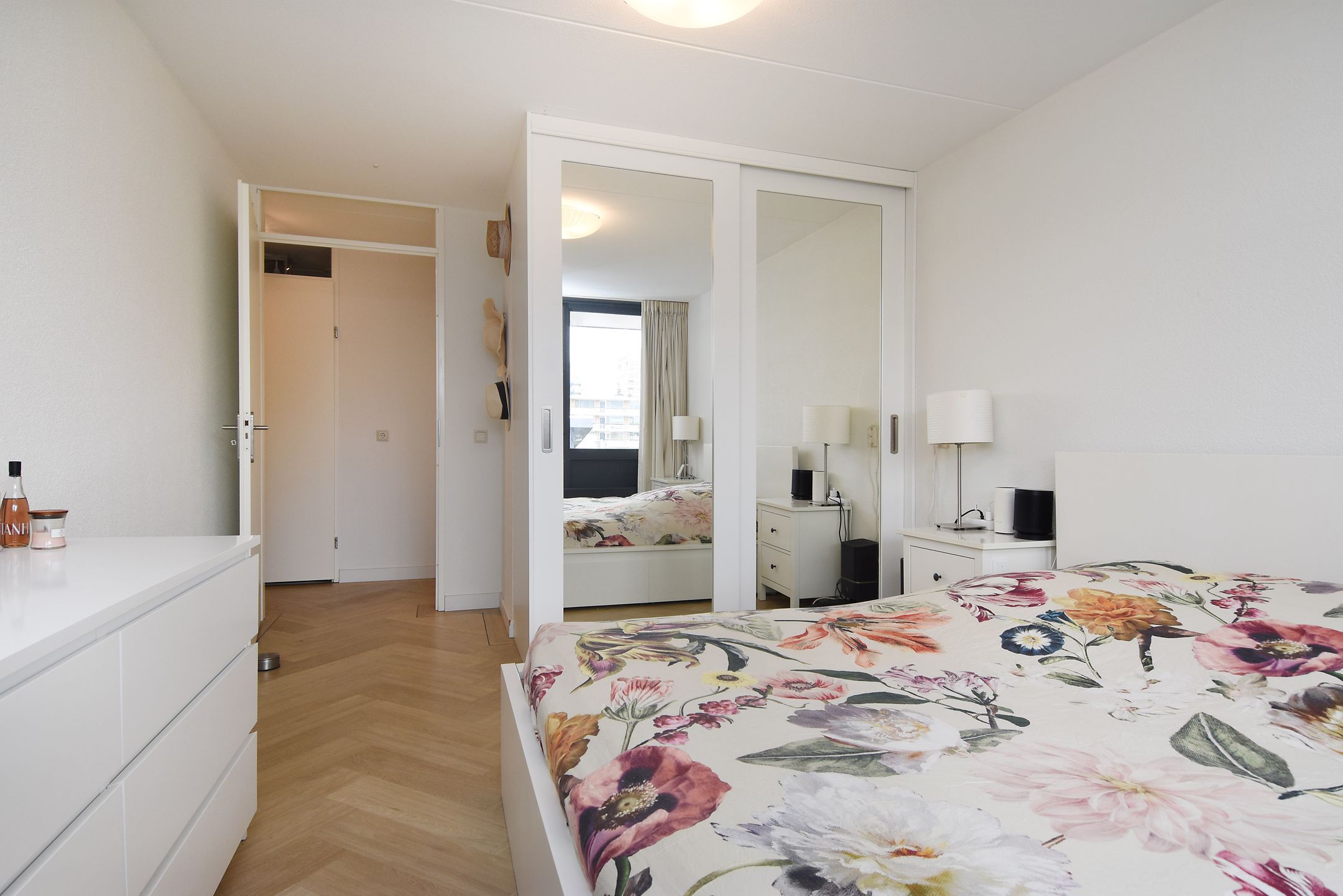 Foto 24 van Jhr. Carel Sternplein 27