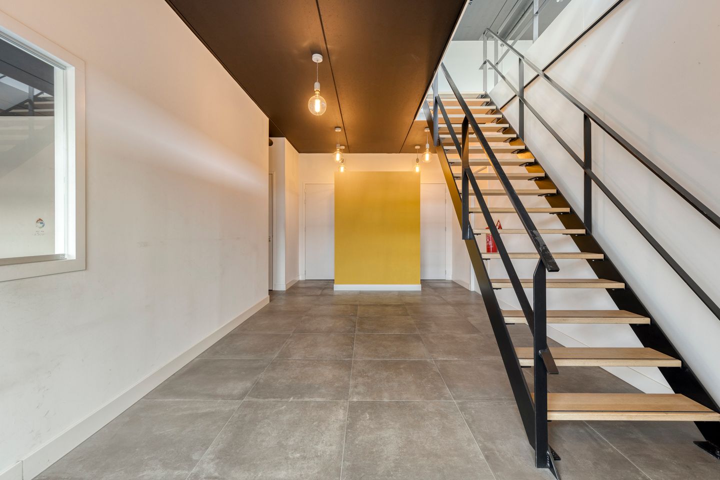 View photo 5 of van Harenstraat 6