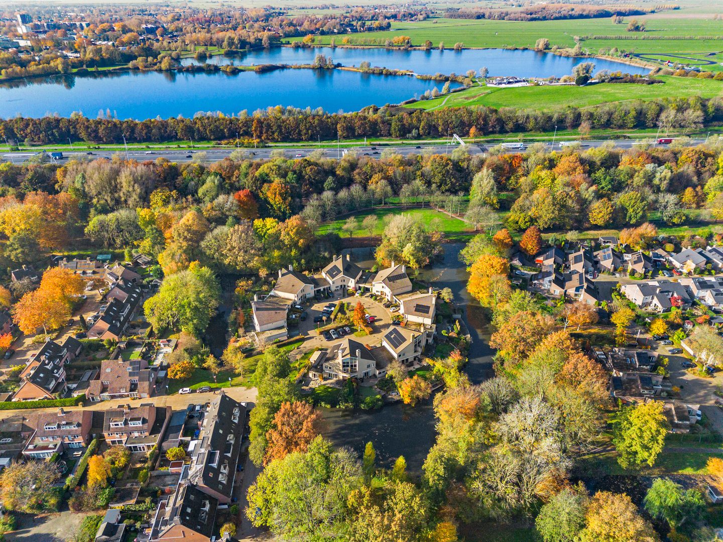 Foto 65 van Schemergaarde 1