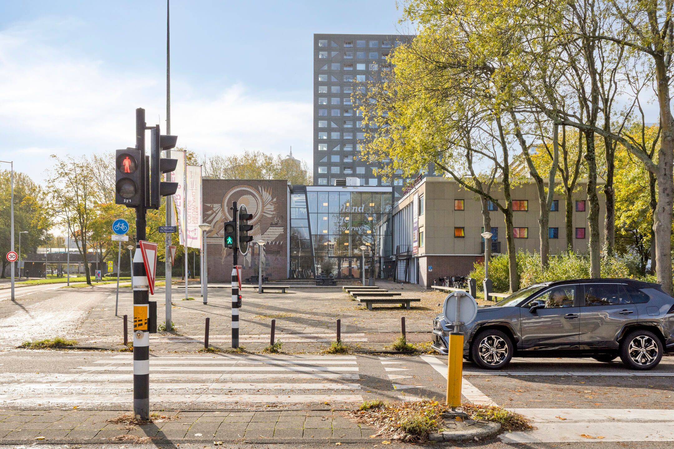 Foto 30 van Kamerlingh Onneslaan 50