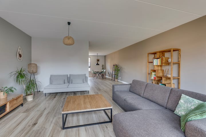 Foto 5 van Haarspit 8