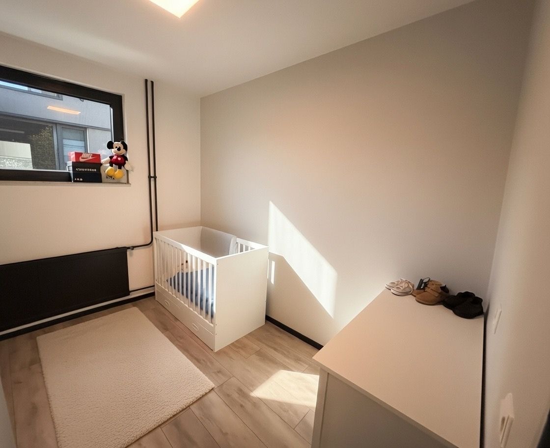 Photo 4 of Brederostraat 17