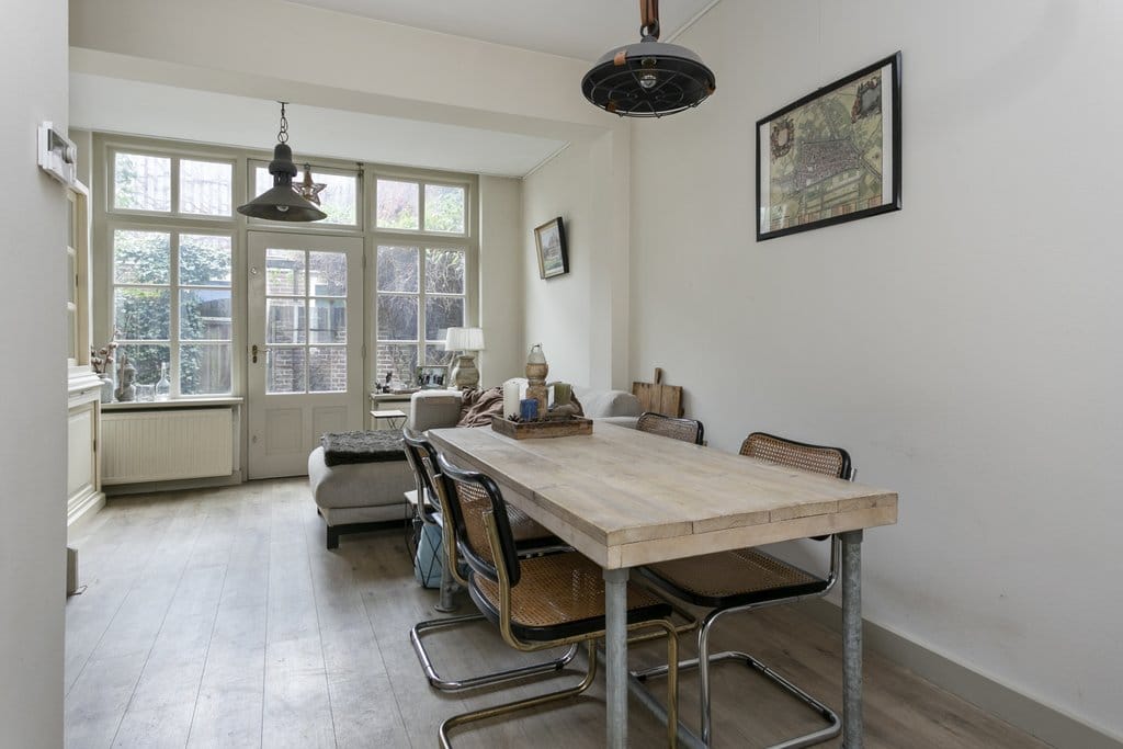 Photo 5 of Clarastraat 7