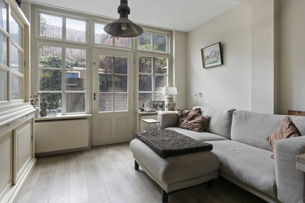 Photo 6 of Clarastraat 7