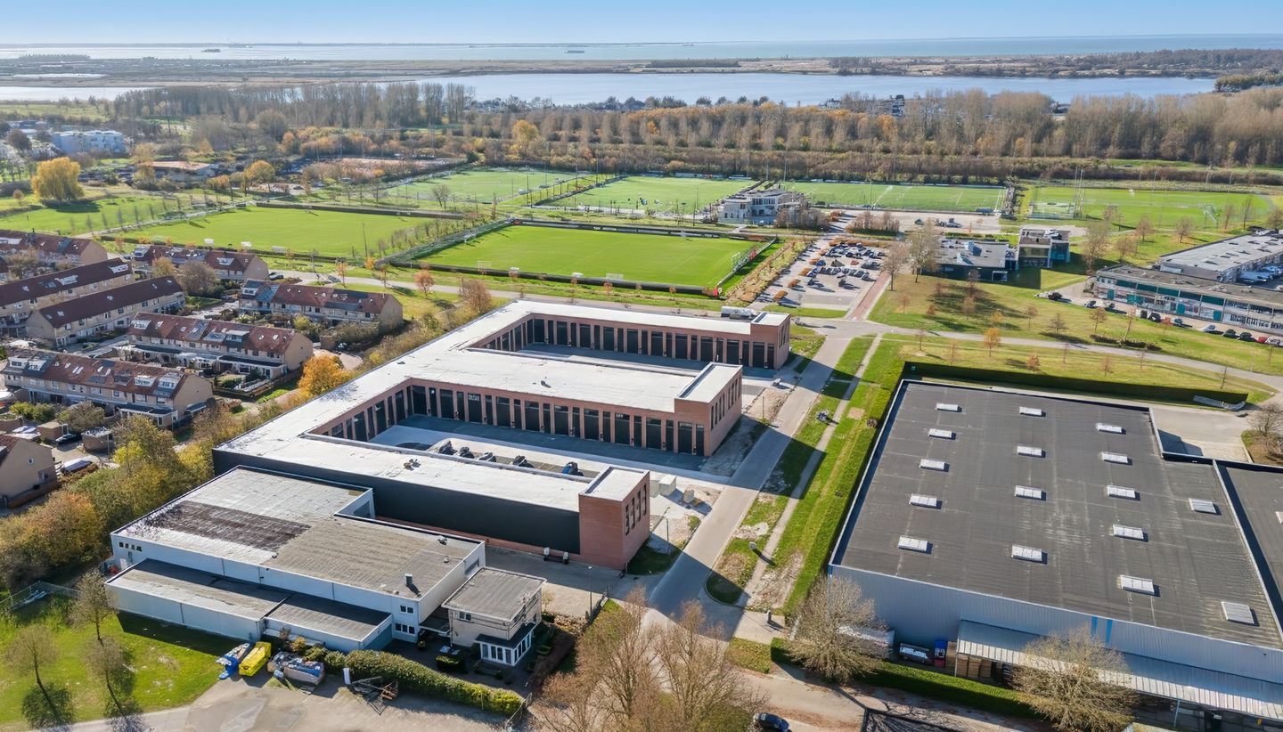 Bekijk foto 4 van Markerkant 13 6