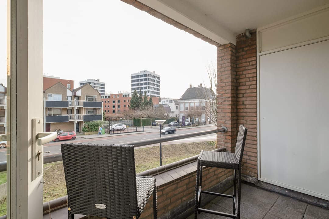 Photo 16 of Oldenzaalsestraat 71