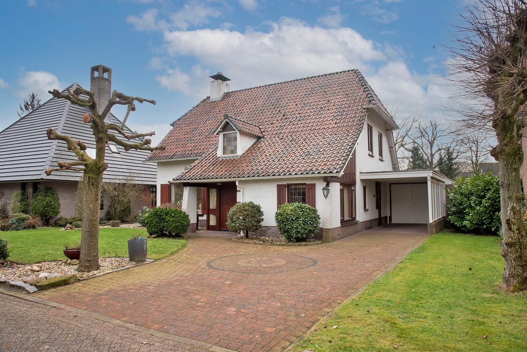 Photo 1 of Mr Visserstraat 8