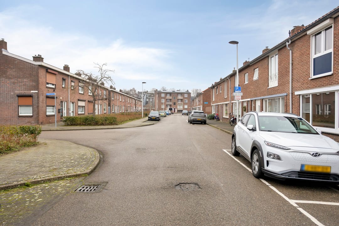 Foto 23 van Merovingenstraat 51