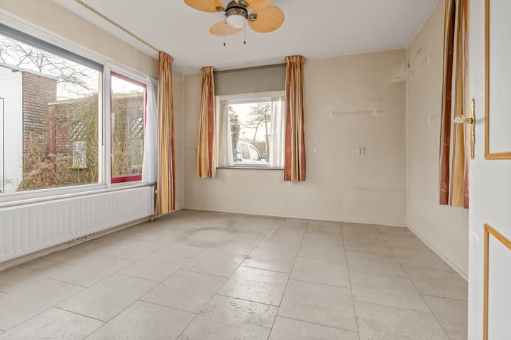 Photo 5 of Karwijstraat 28