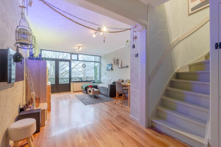 Foto 8 van Van Bosseplantsoen 108