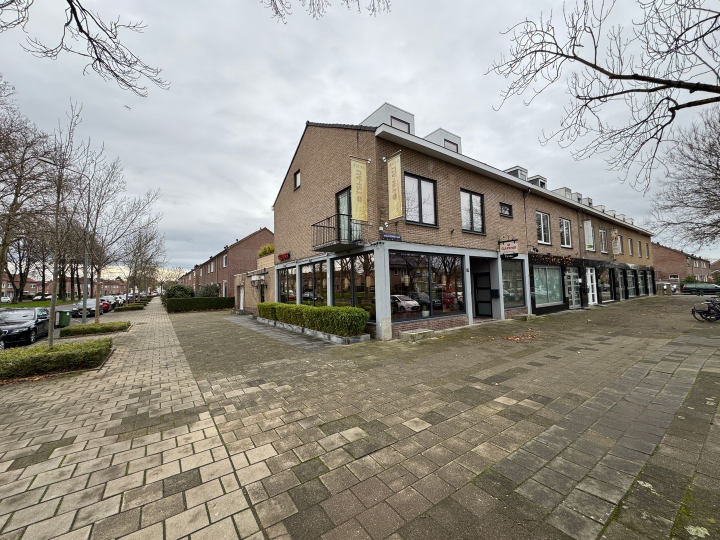 Bekijk foto 2 van Niels Bohrstraat 34