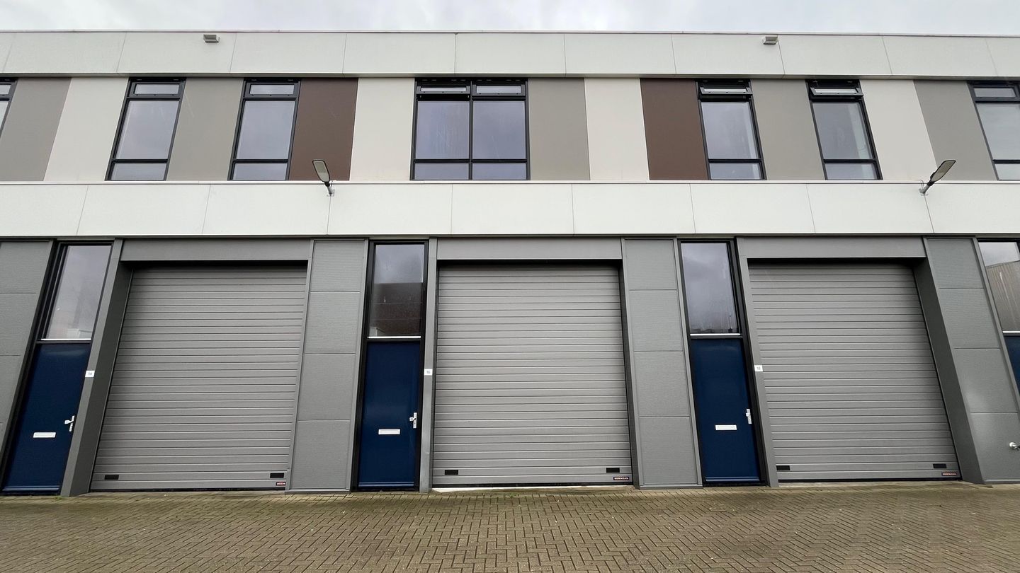 Bekijk foto 1 van Hoog-Harnasch 16