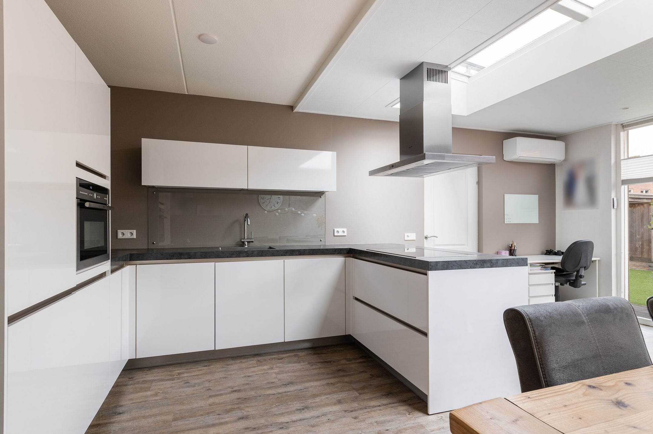 Photo 24 of Welhaak 42