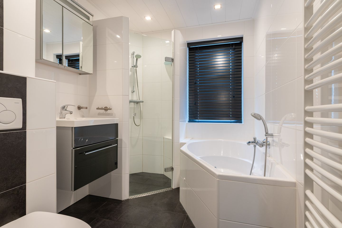 Photo 34 of Welhaak 42