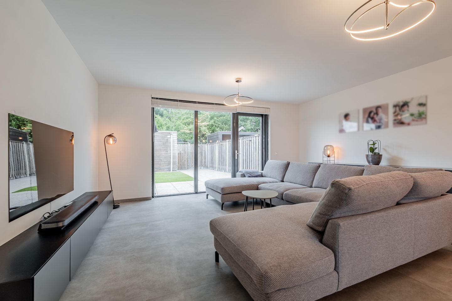 Photo 5 of Charles Gabrijweg 42