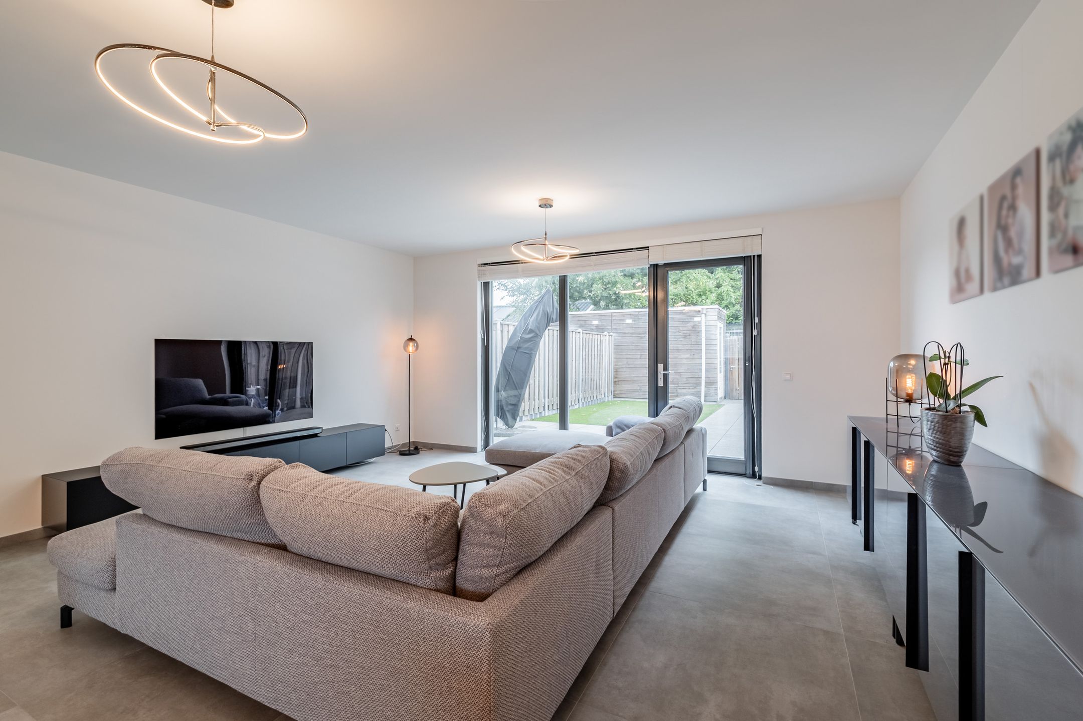 Photo 6 of Charles Gabrijweg 42