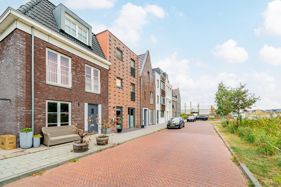 Photo 31 of Charles Gabrijweg 42