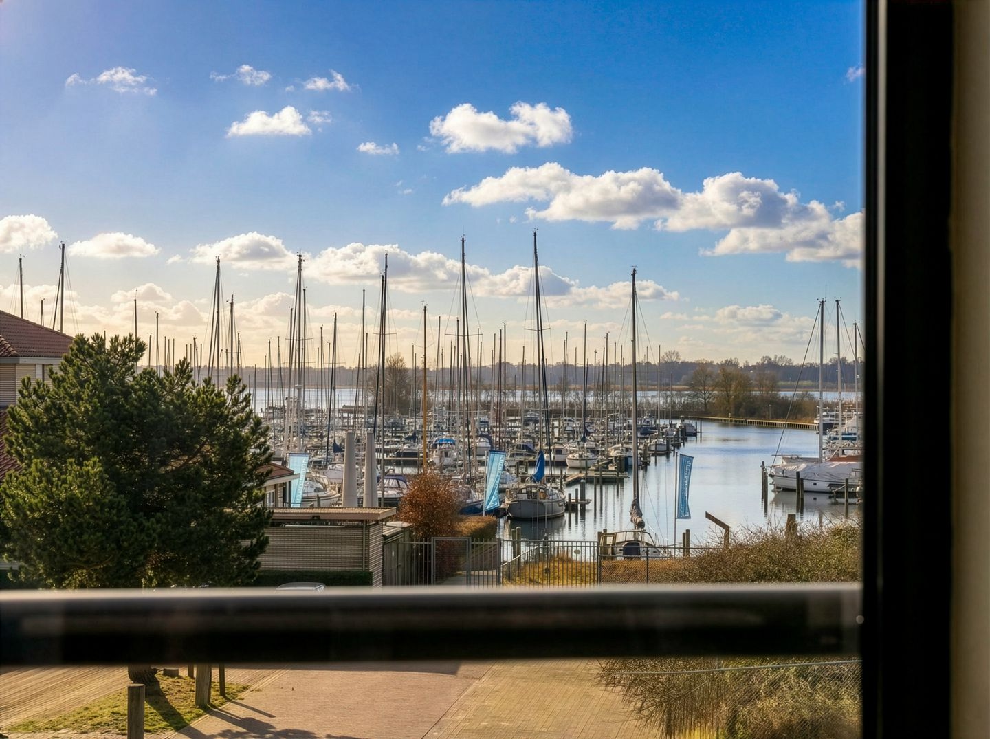 Foto 10 van Marinaweg 53