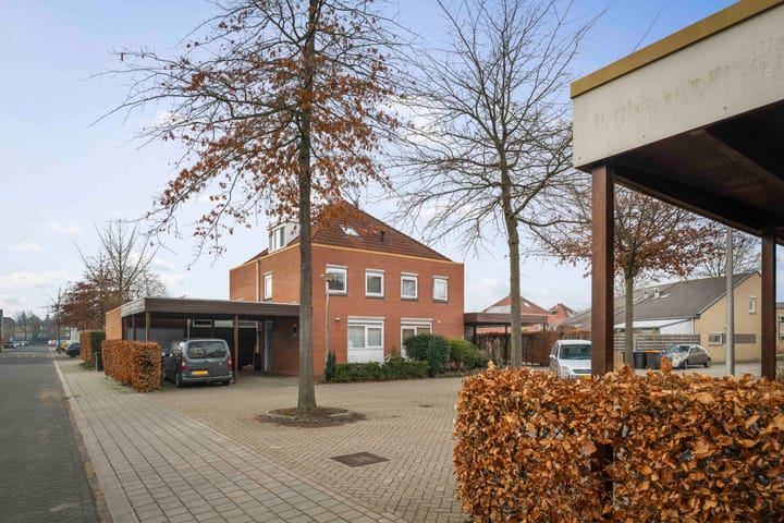 Foto 4 van Frederik van Badenstraat 3