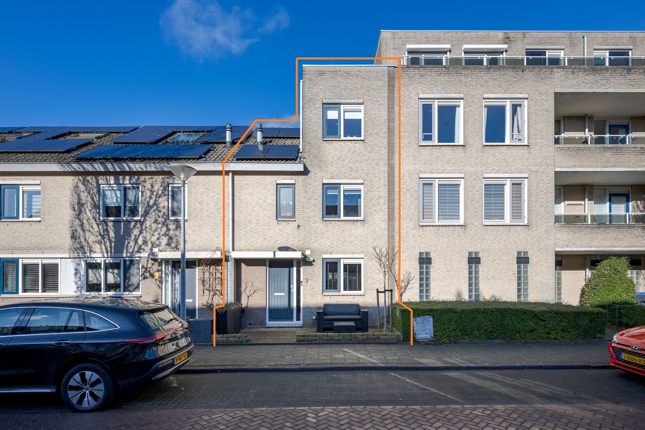 Bram Limburgstraat 2, Voorschoten