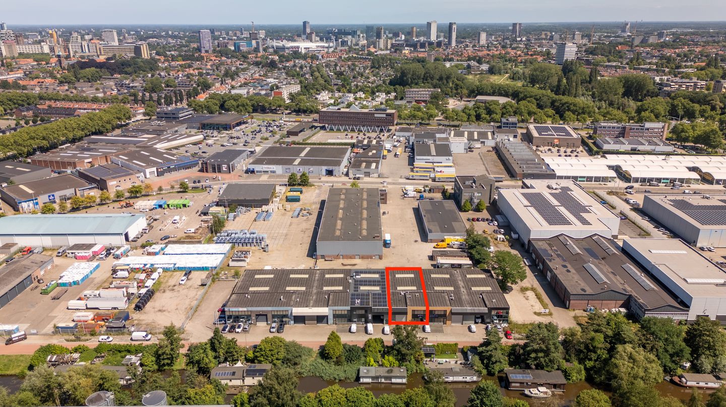 Bekijk foto 3 van Waldeck Pyrmontstraat 13