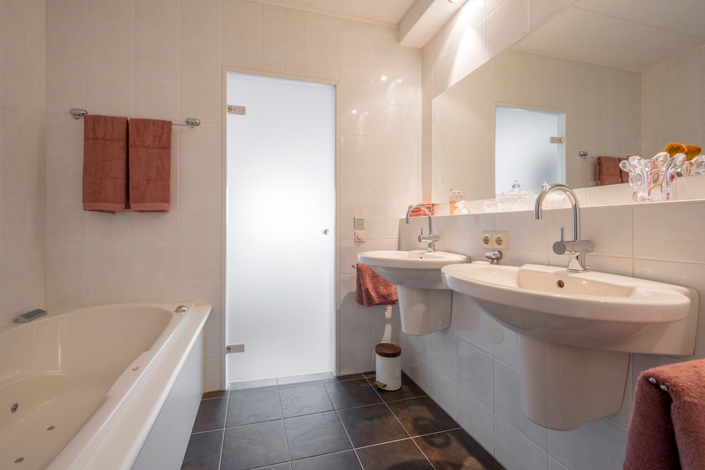 Photo 19 of Brede Beek 56