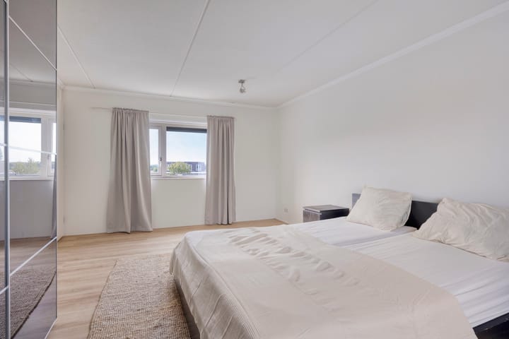 Foto 4 van Vooronder 76